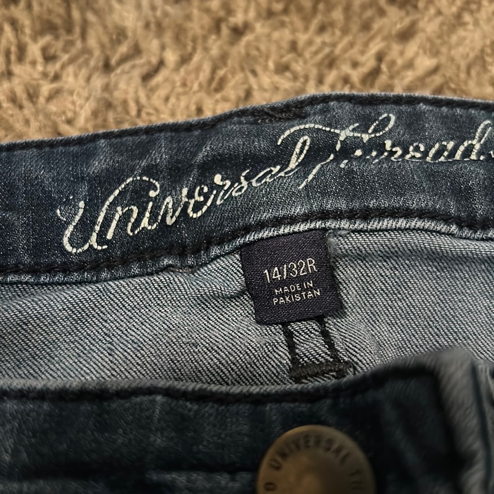 Universal Thread mid rise jeans size 14